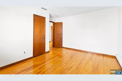 325 Brinkerhoff Avenue 2 #2, Palisades Park, NJ 07650 - Photo 10