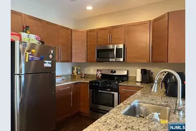 1304 Windsor Park Court, Englewood, NJ 07631 - Photo 8