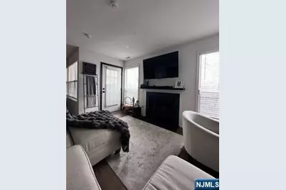 44 Fox Run Drive, Englewood, NJ 07631 - Photo 4