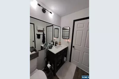 44 Fox Run Drive, Englewood, NJ 07631 - Photo 8