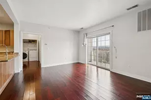 2404 Windsor Park Ct 114, Englewood, NJ 07631 - Photo 8