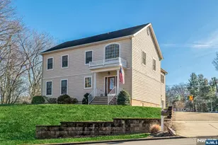 500 Blue Hill Terrace, Franklin Lakes, NJ 07417 - Photo 2