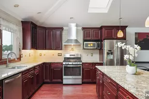 249-251 Sanford Ave, Lyndhurst Township, NJ 07071 - Photo 8