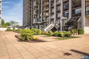 200 Old Palisade Road 16D, Fort Lee, NJ 07024 - Photo 8