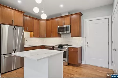 108 Montgomery Street, Bloomfield, NJ 07003 - Photo 8