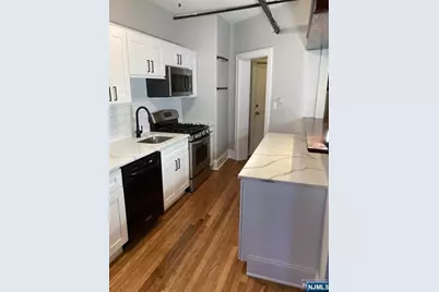 303 Hamilton Place Bas2 #BAS2, Hackensack, NJ 07601 - Photo 8