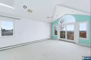 703 Stewart St, Ridgefield, NJ 07657 - Photo 28