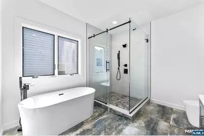 232 Grant Avenue, Cliffside Park, NJ 07010 - Photo 16