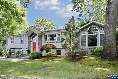 62 Leach, Park Ridge, NJ 07656 - Photo 1