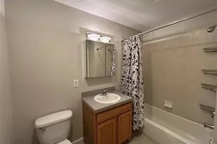 189 Sunshine Dr 189, Piscataway Township, NJ 08854 - Photo 10