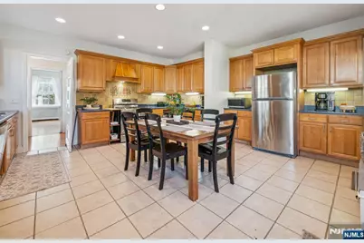 258 Ridgewood Avenue, Glen Ridge, NJ 07028 - Photo 14