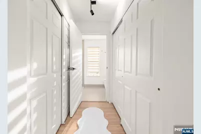 100 Crown Court 482 #482, Edgewater, NJ 07020 - Photo 10