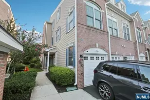 80 Lydia Dr, Guttenberg, NJ 07093 - Photo 2