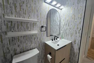 2080 Drake Ct, Mahwah, NJ 07430 - Photo 10