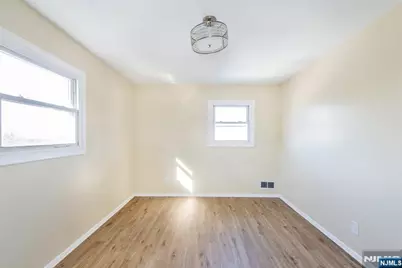 413 Essex Street 2nd Floor #2nd Floor, Hackensack, NJ 07601 - Photo 24