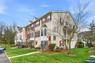 770 Sassafras Ct, Mahwah, NJ 07430 - Photo 2