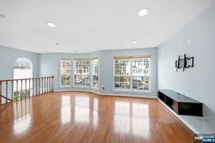 770 Sassafras Ct, Mahwah, NJ 07430 - Photo 10