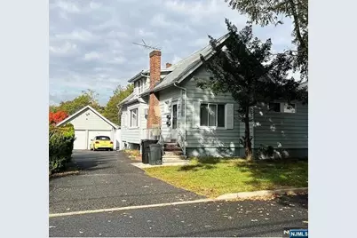 433 Holly Avenue 2 #2, Paramus, NJ 07652 - Photo 1