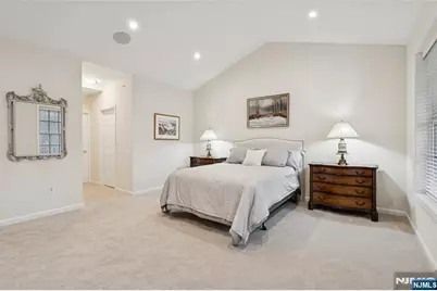 911 Holly Lane, Cedar Grove, NJ 07009 - Photo 10