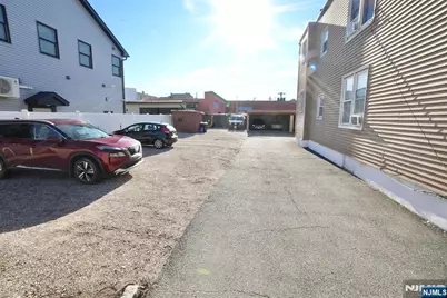 125-129 Malvern Street, Newark, NJ 07105 - Photo 6