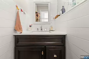 10 Almira St, Bloomfield, NJ 07003 - Photo 16