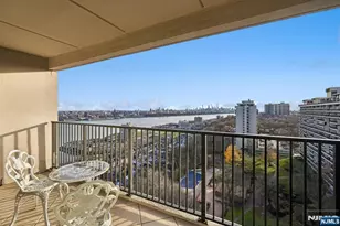 5 Horizon Road 1405-1407, Fort Lee, NJ 07024 - Photo 12