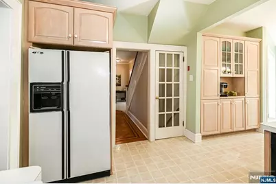 24 Jerome Avenue, Glen Rock, NJ 07452 - Photo 14