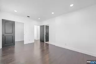 137 Hartwich St, Maywood, NJ 07607 - Photo 26