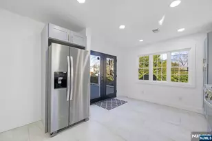 137 Hartwich St, Maywood, NJ 07607 - Photo 20