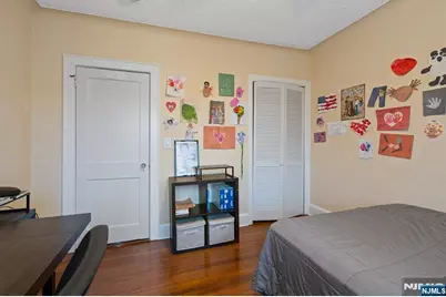 74 Kipp Avenue, Hasbrouck Heights, NJ 07604 - Photo 18