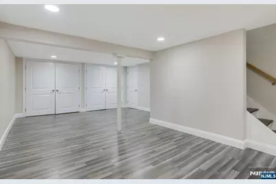 215 White Avenue, Old Tappan, NJ 07675 - Photo 36