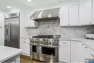 215 White Avenue, Old Tappan, NJ 07675 - Photo 14