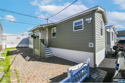 34 Helen Drive, Moonachie, NJ 07074 - Photo 32
