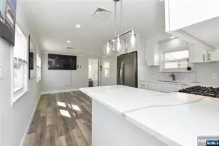 34 Helen Dr, Moonachie, NJ 07074 - Photo 18