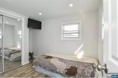 34 Helen Drive, Moonachie, NJ 07074 - Photo 14