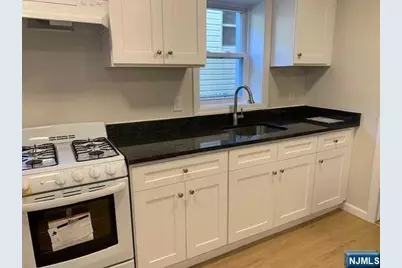 76 Grant Street 4 #4, Fairview, NJ 07022 - Photo 2