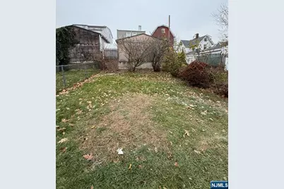 407 Elm Street House #House, Kearny, NJ 07032 - Photo 18