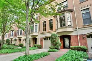 3 Regency Pl, Weehawken, NJ 07086 - Photo 2