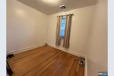 424 Banta Avenue 4 #4, Garfield, NJ 07026 - Photo 2