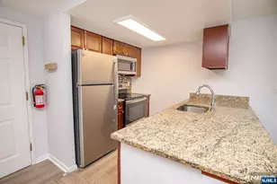 55 Clinton Pl 203, Hackensack, NJ 07601 - Photo 8
