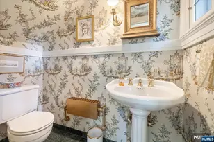 200 Lincoln St, Englewood, NJ 07631 - Photo 36