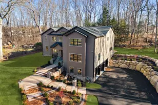 206 Peterson Pl, Ramsey, NJ 07446 - Photo 2