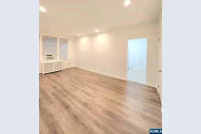 218 Broad Avenue 2F #2F, Leonia, NJ 07605 - Photo 8