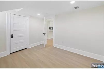 101 Southern Parkway 2 #2, Ridgewood, NJ 07450 - Photo 10