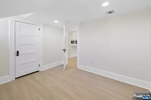 101 Southern Parkway 2, Ridgewood, NJ 07450 - Photo 10