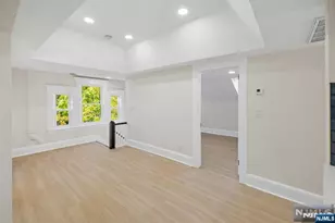 101 Southern Parkway 2, Ridgewood, NJ 07450 - Photo 2