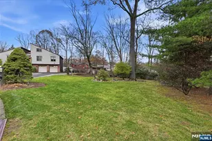 4 Lesa Ln, Hillsdale, NJ 07642 - Photo 6