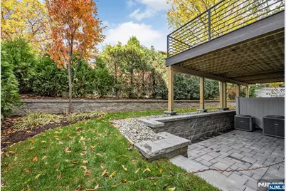 2449 Camner Street, Fort Lee, NJ 07024 - Photo 42