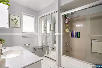3-04 Bergen Avenue, Fair Lawn, NJ 07410 - Photo 18