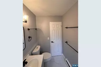 916 Stuyvesant Avenue W-1 #w-1, Irvington, NJ 07111 - Photo 16